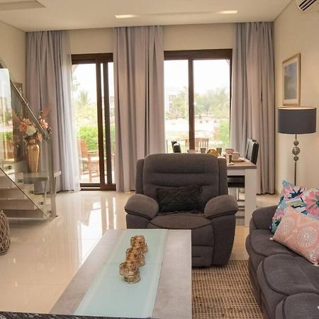 Stylish Townhouse Retreat In The Heart Of Salalah By Bespoke Holiday Homes Taqah Esterno foto